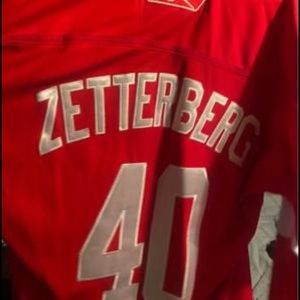 Red Wings Henrik Zetterberg jersey